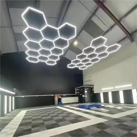 Auto Maintenance Shop Detailing Light DIY Assembly Hexagon LED Garage Light with Steel Housing Emitting Cold White Light