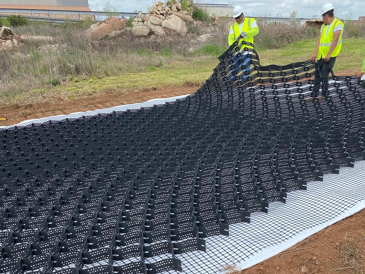 Textured And Perforated HDPE Geocell Ground Enhancement Cellular System Geo Cell