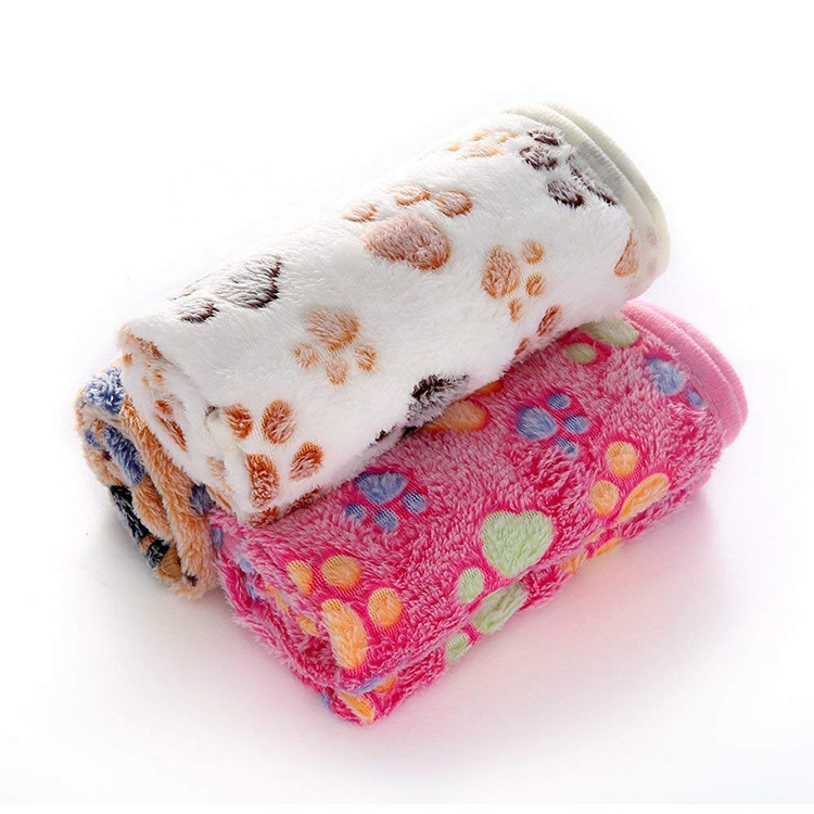 Wholesale Soft Warm Pet Bed Dog Cushion Accessories Coral Velvet Paw Pattern Dog Mattress Pad Fleece Dog Cat Blanket for Pets