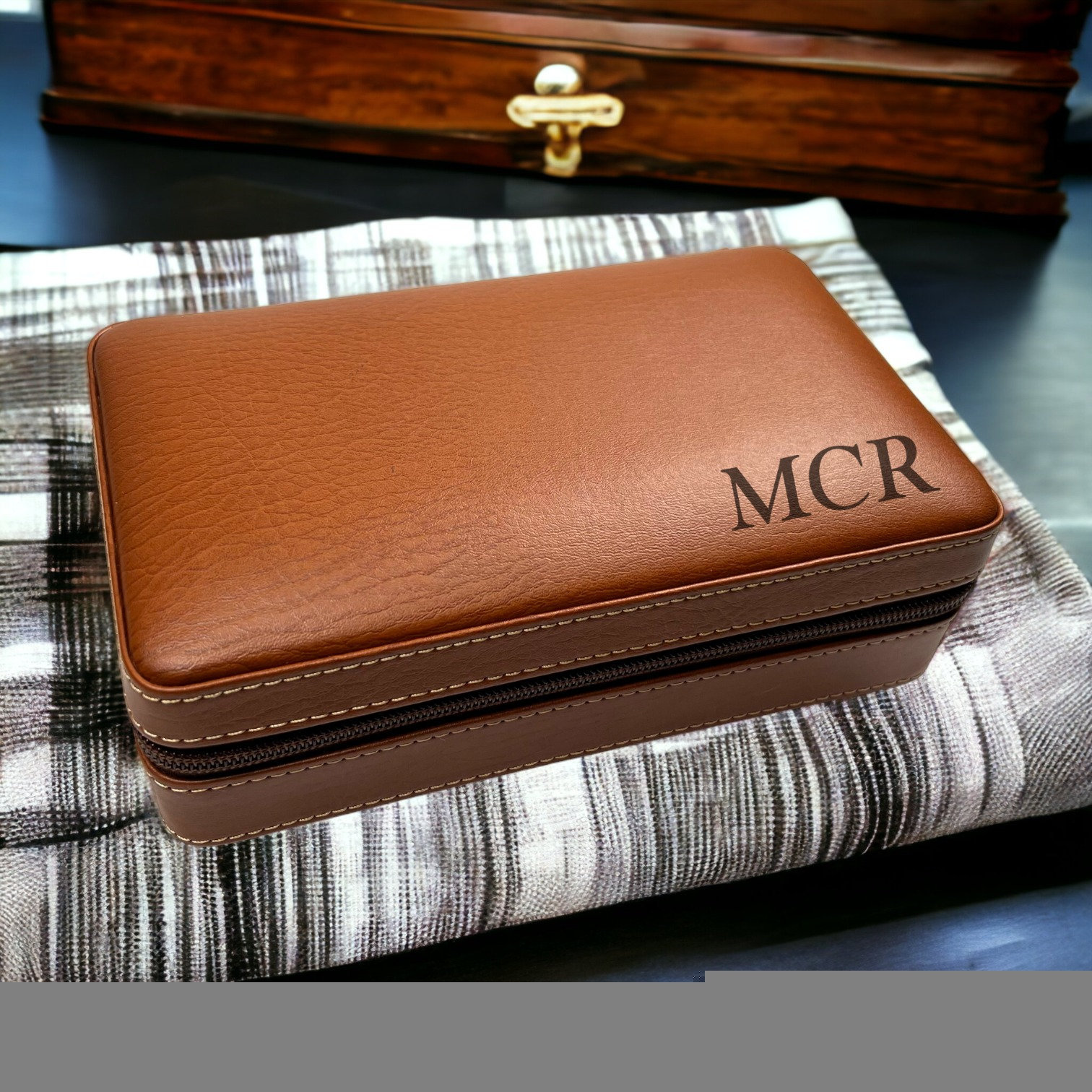 Personalized Leather Cigar Humidor Case Travel Set Custom Engraved Groomsmen Gifts Him Dad Men Boyfriend Son Customized Cigars