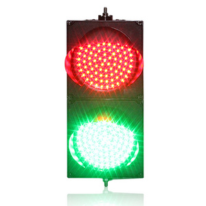 12 years factory wholesale price 200mm portable driveway guidance PC shell intelligent red green DC12V traffic lights 200mm