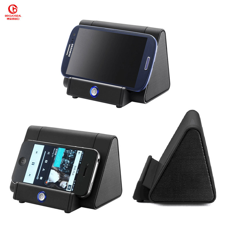 Magnetic Induction Stand Wireless Portable Speaker Mobile Phone Holder Music Player Blue Tooth Speaker