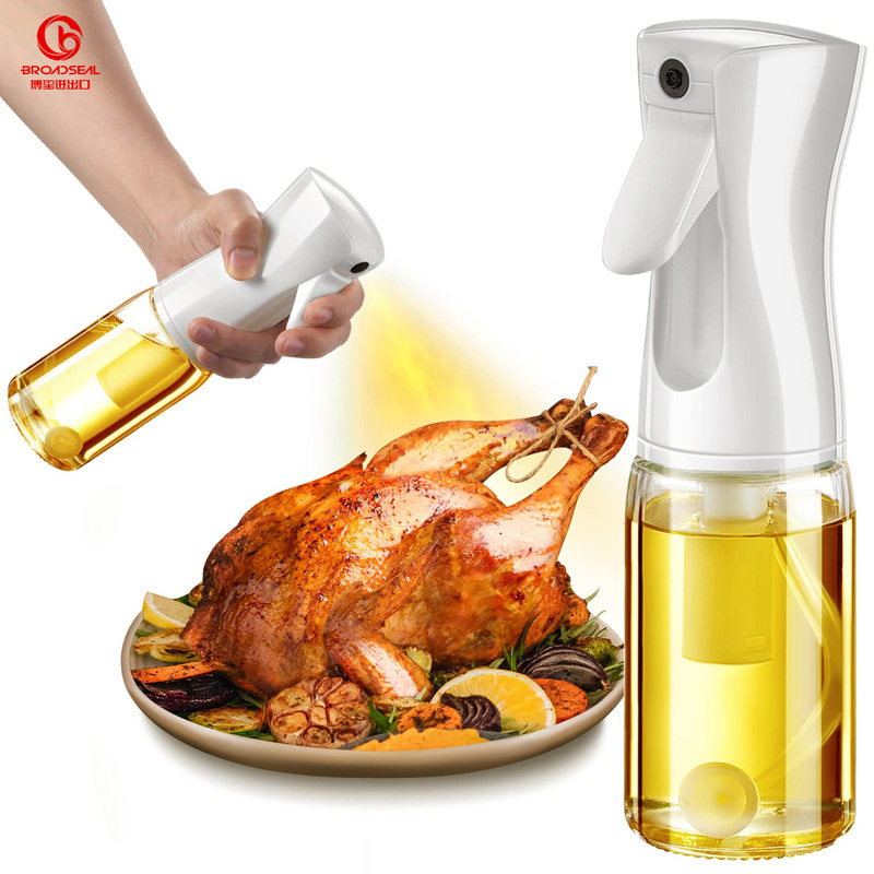 Kitchen Gadgets Multifunctional Oil Spray 200ml Glass Olive Oil Spray Bottle for Cooking