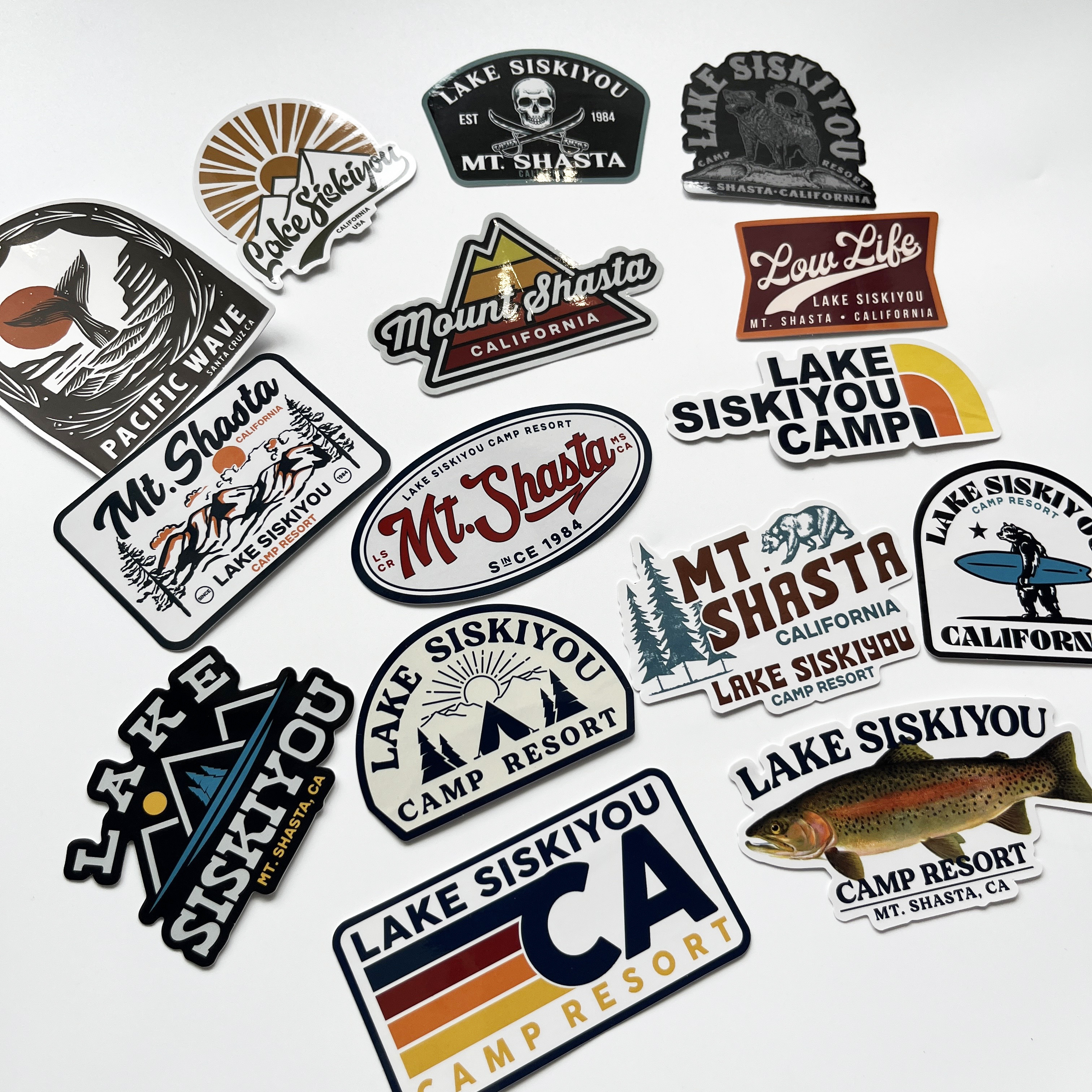 High Quality Waterproof Custom Vinyl Logo PVC Adhesive  Die Cut Stickers Removable Stickers