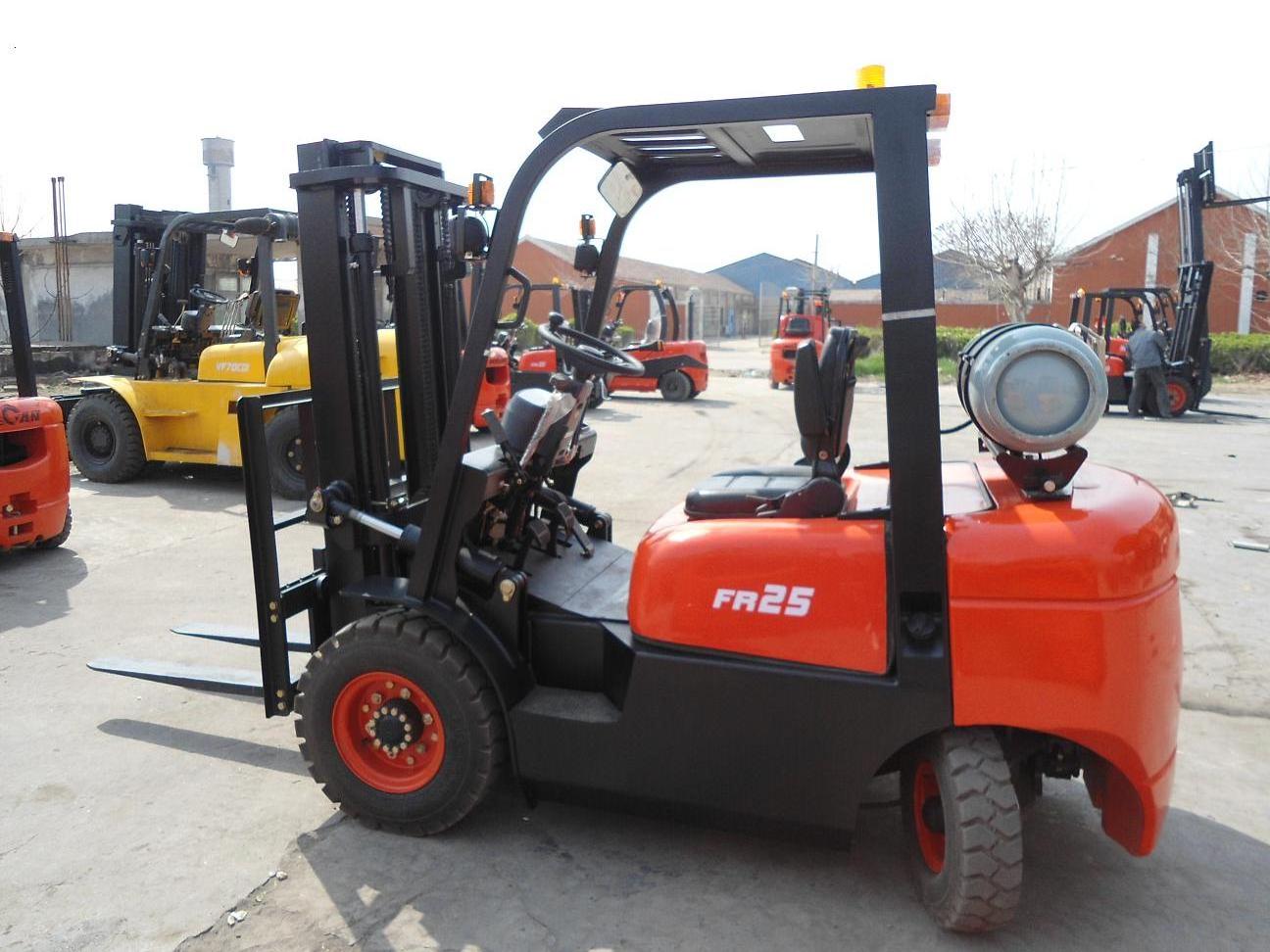 wildly usde propane forklift 2 ton 2.5 ton gasoline pallet jack LP gas forklift truck for sale