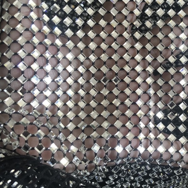 Haute Couture Crystal Rhinestone Mesh Glittering Custom Square Diamonds Rhinestone Net Fabric