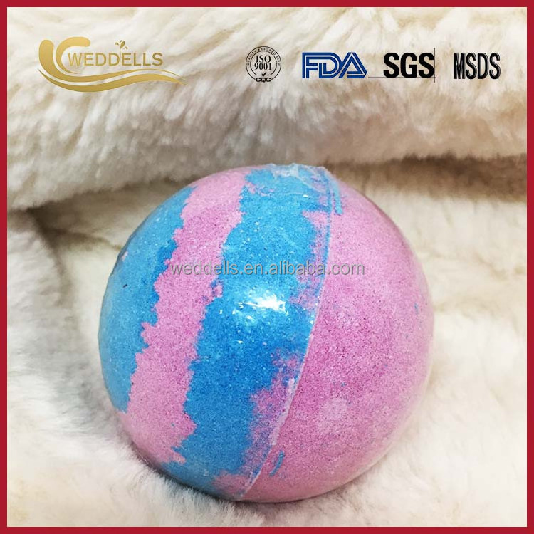 Skin care double color bathbomb with natural ingredients for Christmas