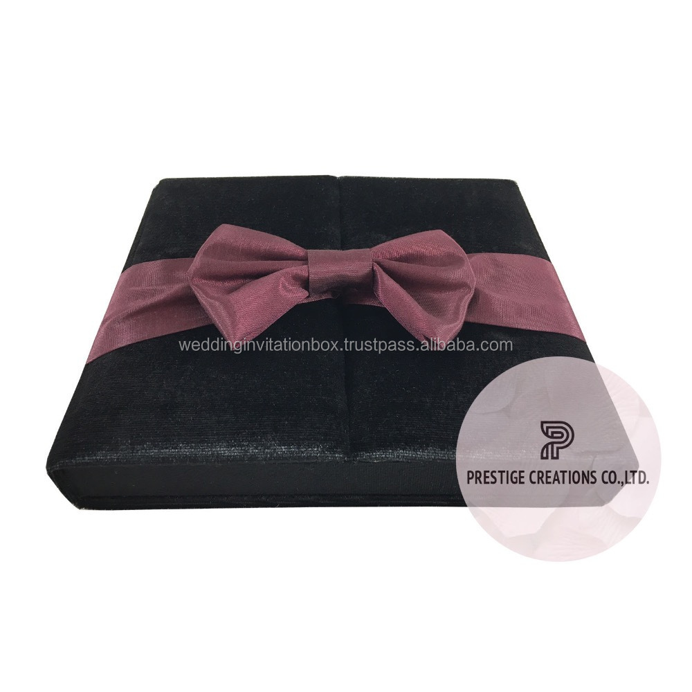 Fleur De Lis Velvet Box For Wedding Invitation Cards