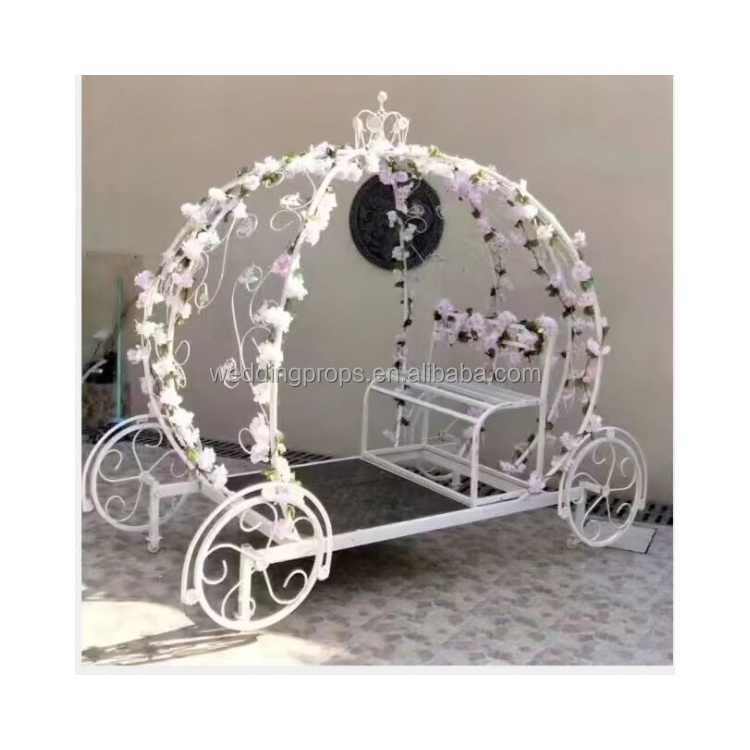 Factory Price Iron Pumpkin Car Decoration Props Outdoor Wedding Carriage Decoration for Events