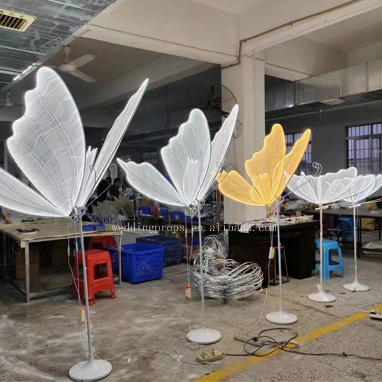 Wholesale Large Butterfly White Warm White led Light Wedding Lighted Butterfly For Wedding Event Decorations