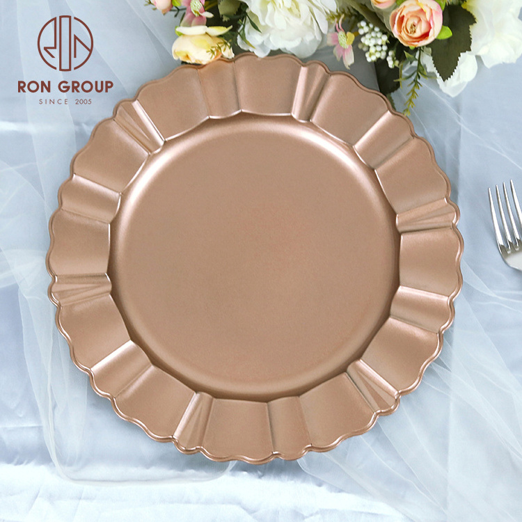 Wholesale Cheap Reusable High Sale Plastic Gold Reef Charger Plate Wedding Party Table Decorative 13 inch Charger Plates