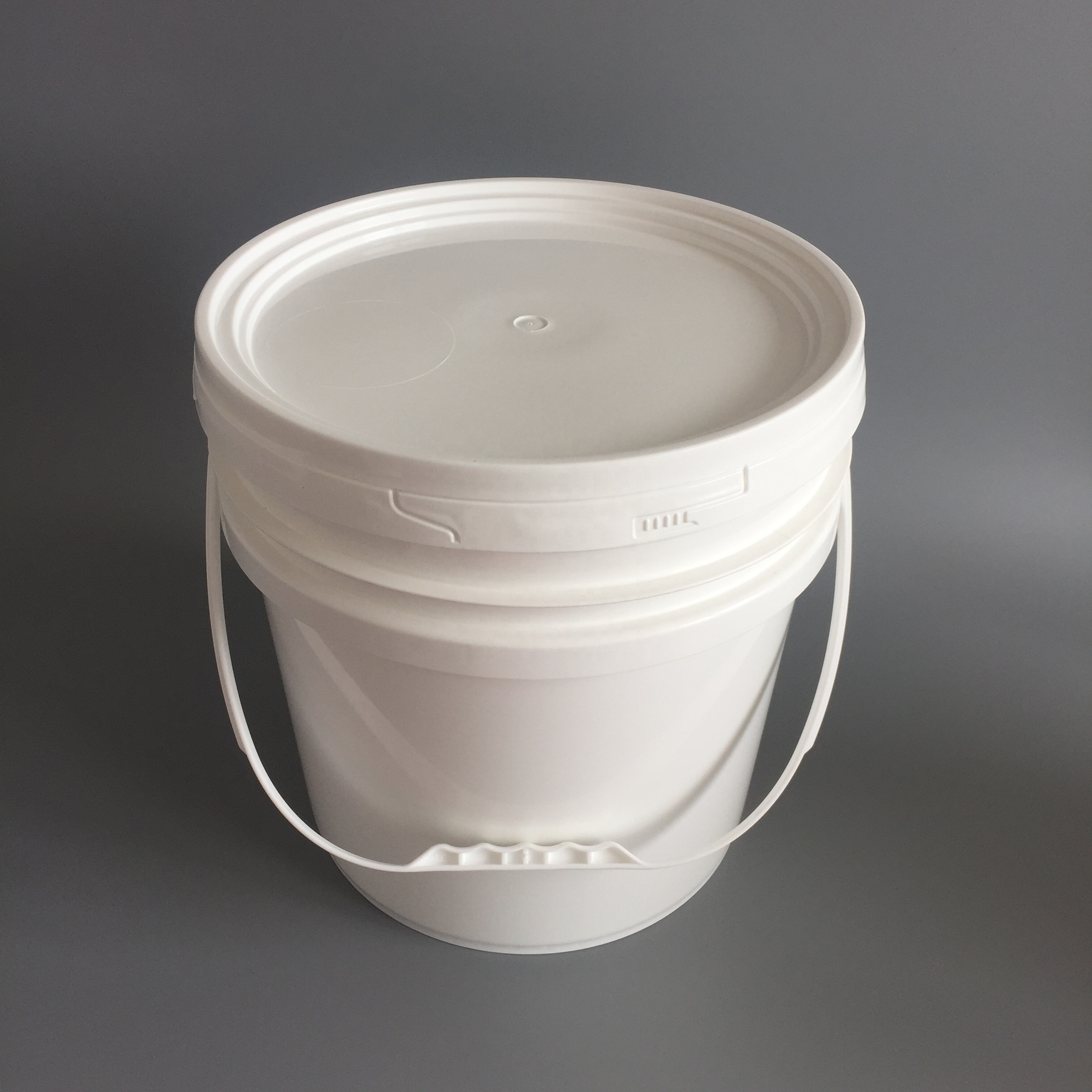 Factory directly supply Colorful Plastic Bucket with wholesale price