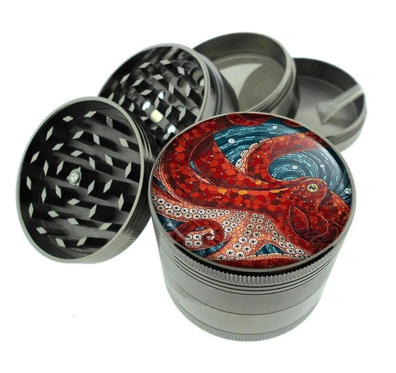 Hot Sell Customized Logo Zinc Alloy Herb Grinders 4 Layers Manual Herb Grinder For Smoke Shop