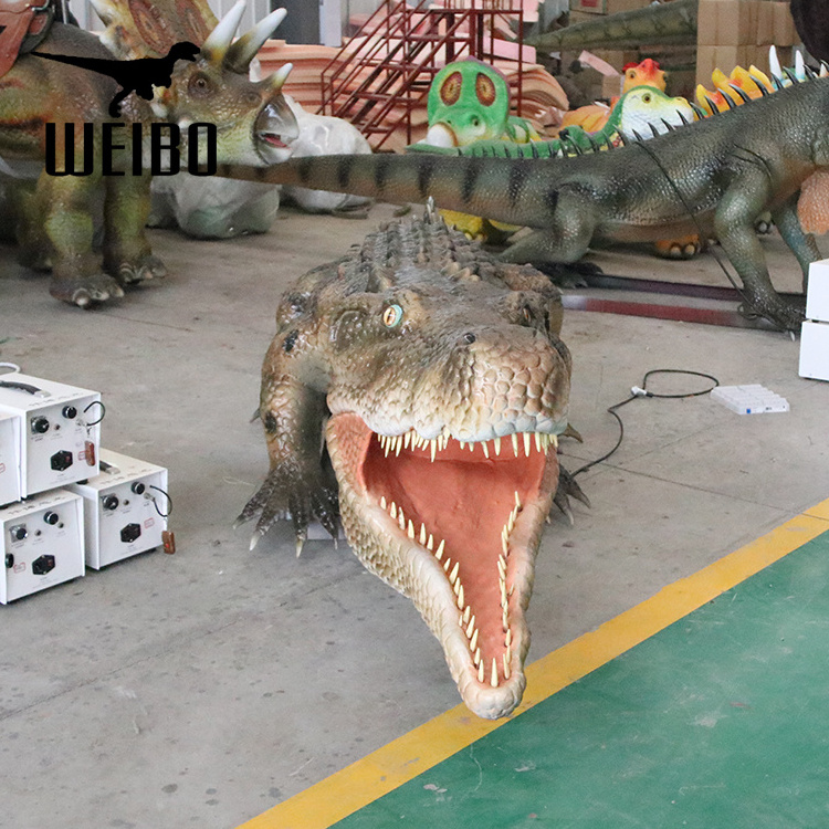 Life size crocodile animatronic animal model