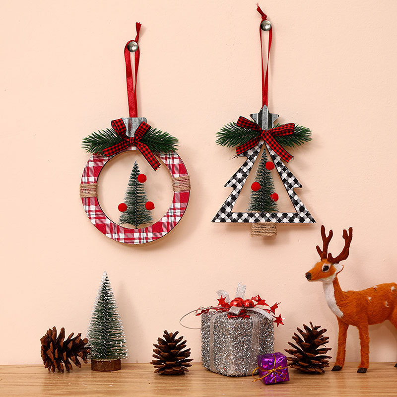 2023 New Arrival Christmas Tree Pendant Round Small Wooden Pendant For Christmas Decoration