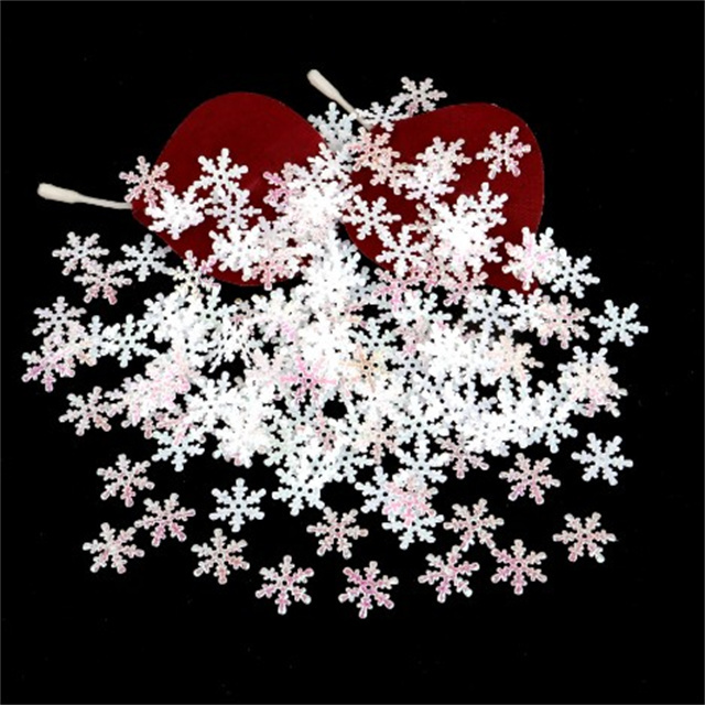 Christmas Snowflake Confetti Xmas Tree Ornament Winter Party Home Table Confetti Decoration Confetti Artificial Snow Ornaments