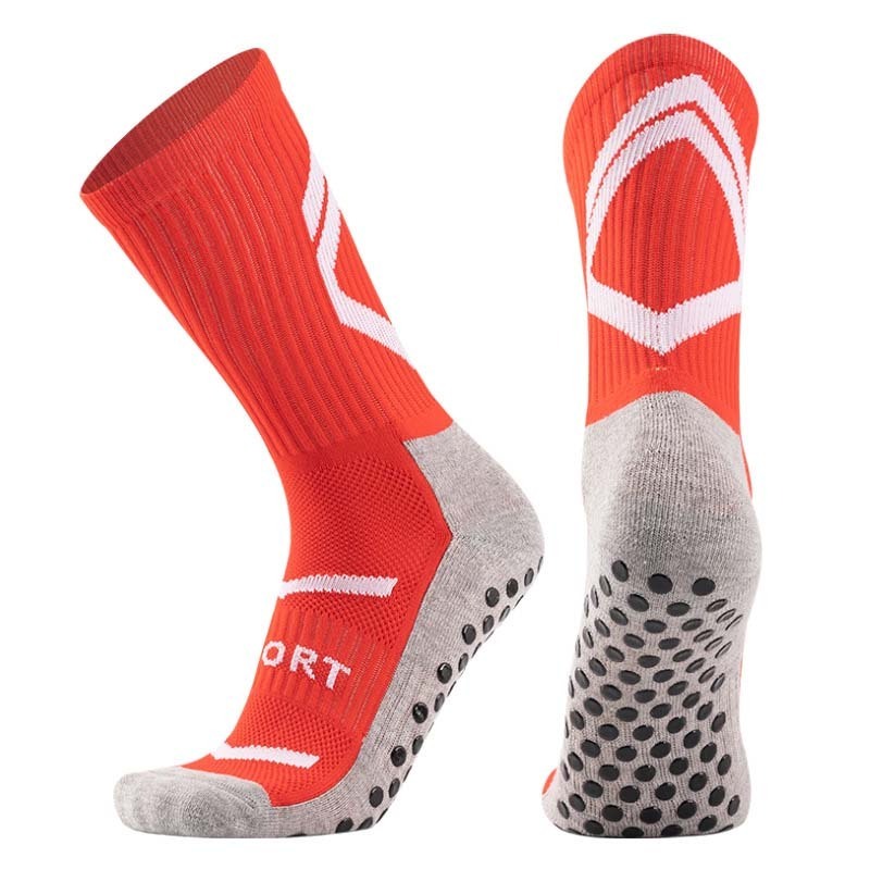 wholesale custom Good quality basketball sports sock non slip middle tube training adult running football grip socks