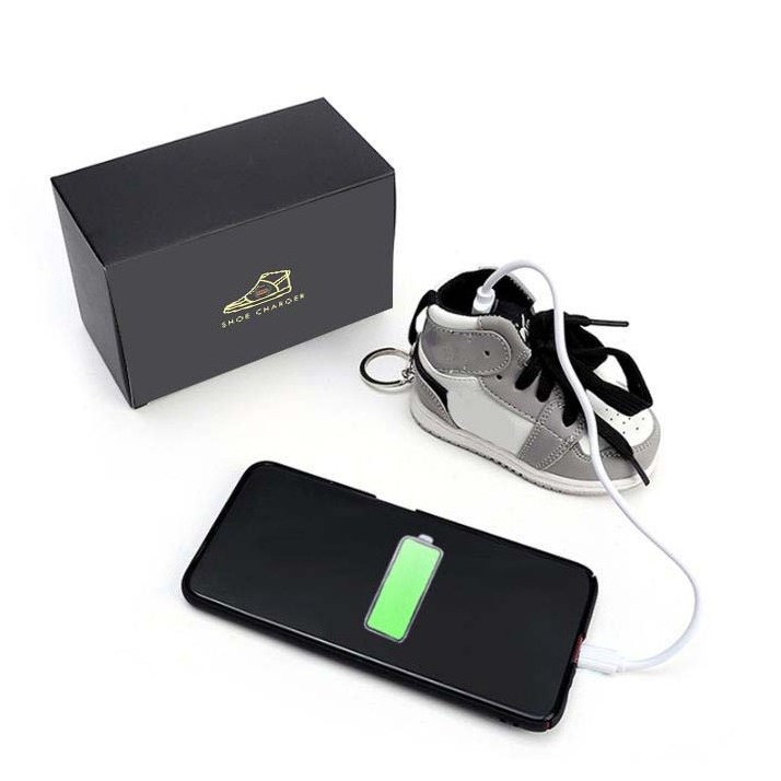 Exquisite packaging Luxury Shoe Power Bank 8000mAh High Quality portable battery charger For iPhone and Android