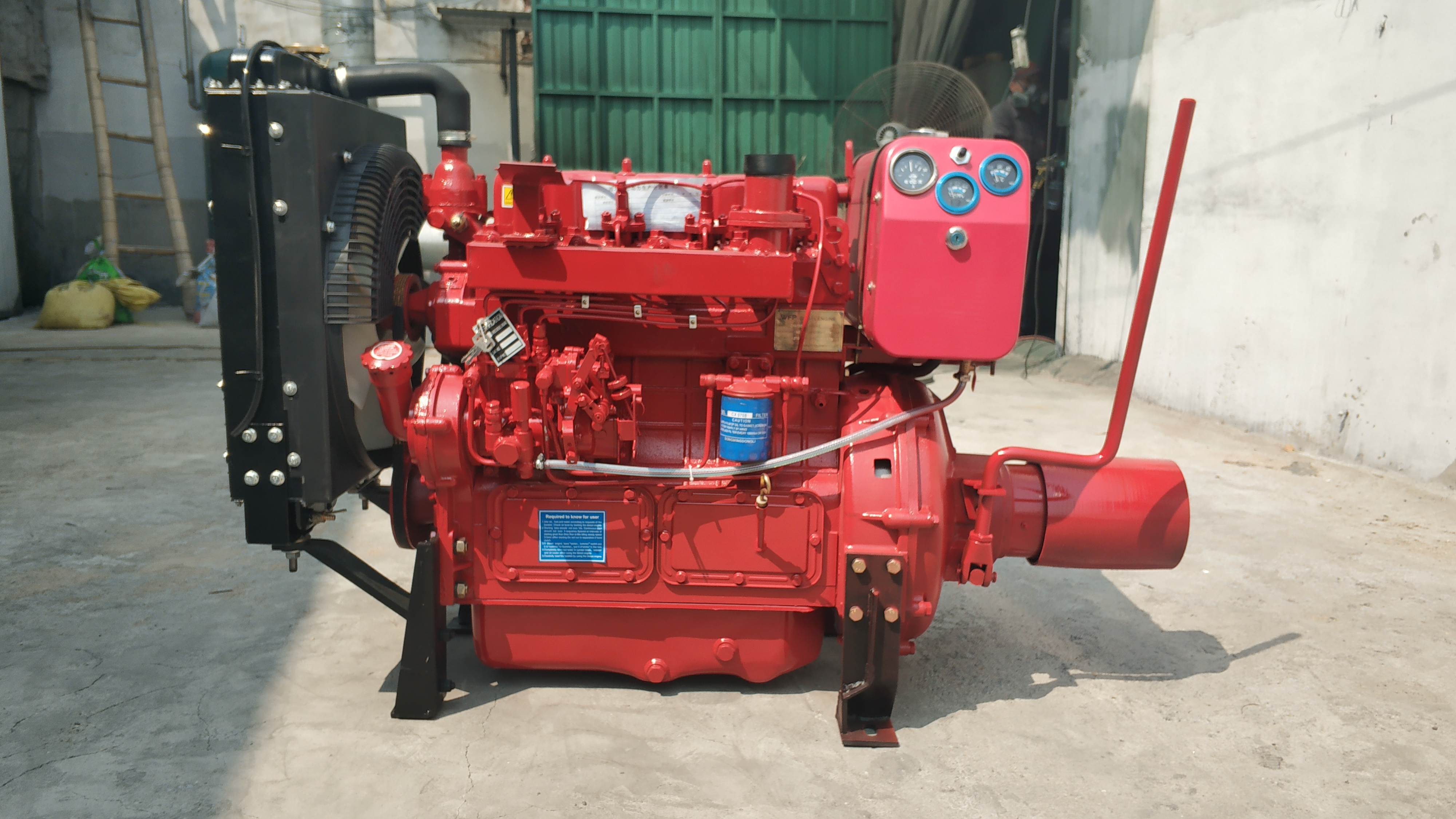 Chinese water cooled  Multi-cylinder diesel engine, diesel engine with clutch and pulley