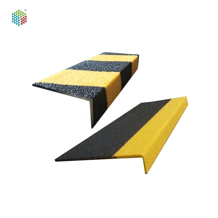 Extremely anti slip frp step nosing