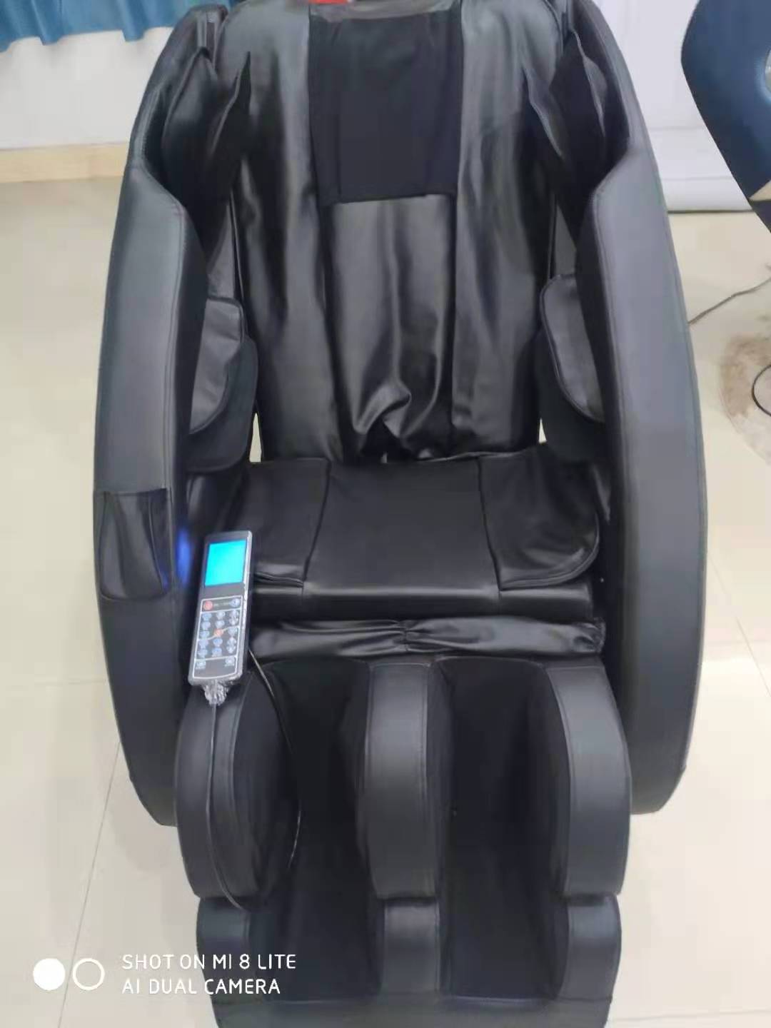 Multifunctional 8D Fixed Point Popular Zero Gravity With Full Body Human Touch Massage Chair