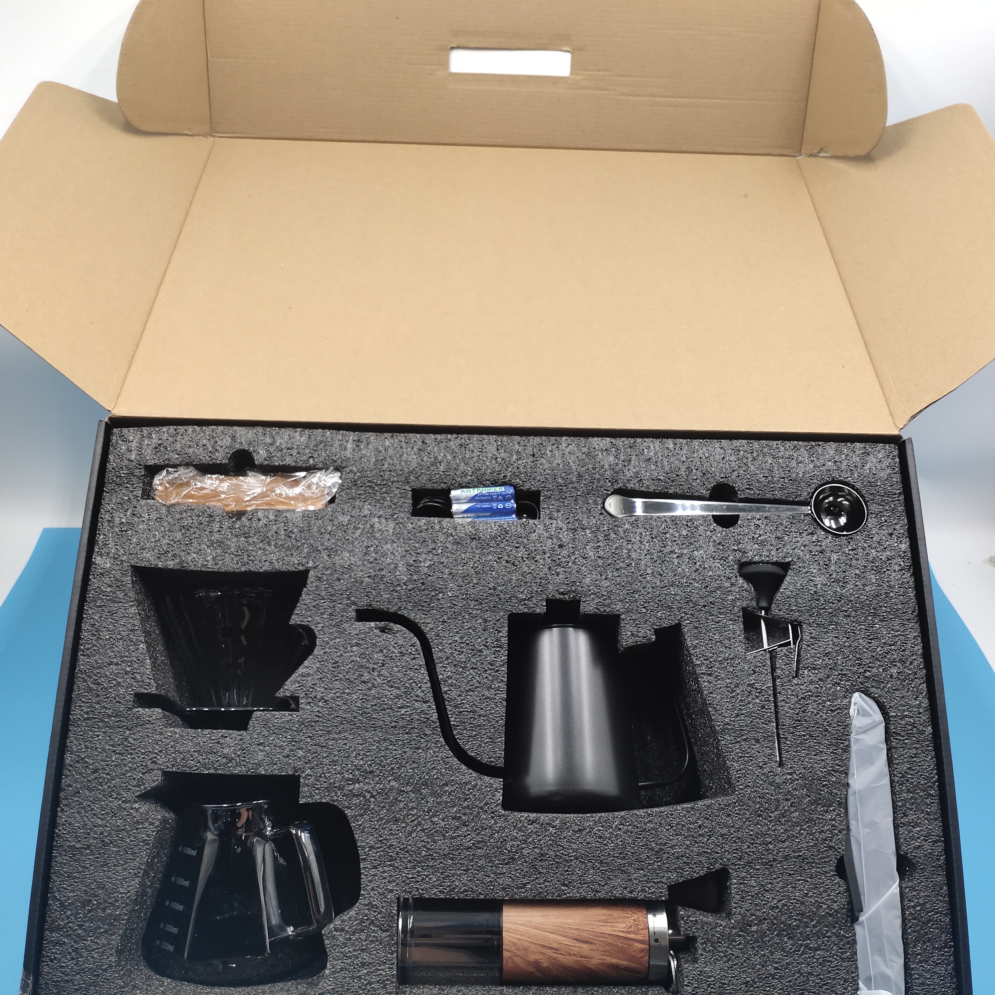 Premium Gift Box Coffee  Set Manual Hand Travel Bag Coffee Maker Set Pour Over Coffee Drip Kettle