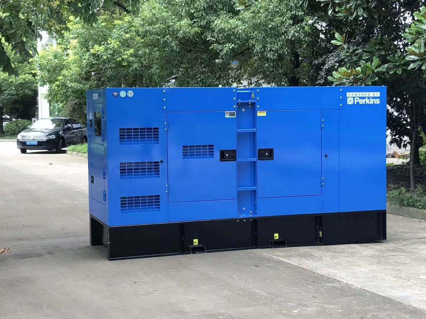 Doosan diesel generator 200kw power by DP086LA engine silent type