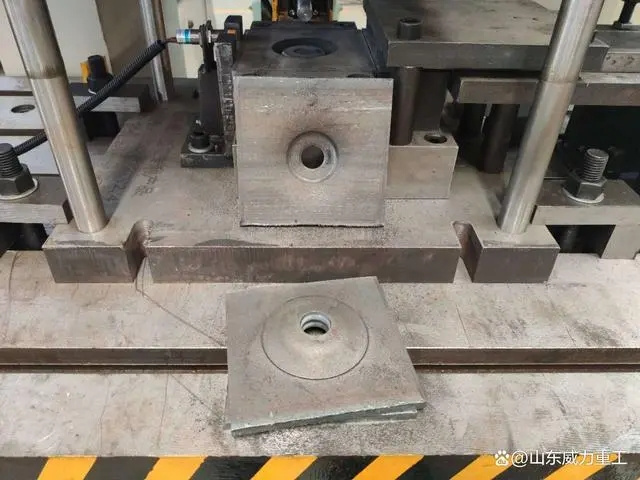 500 Ton Hydraulic Press Production Line Trays Bolts Anchor Plat Hydraulic Press