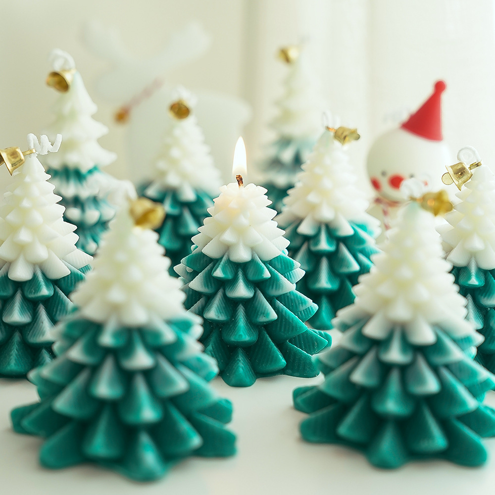 Hot Sale Custom Unique Aroma Paraffin wax Candles Christmas Tree Shaped Scented Candles