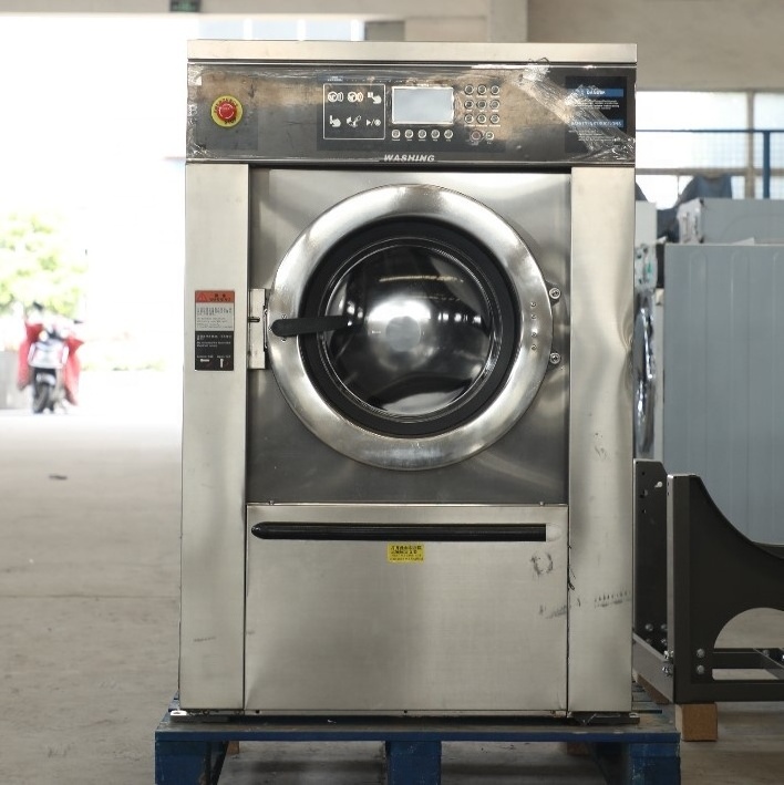 Automatic industrial clothes washing machine with large capacity