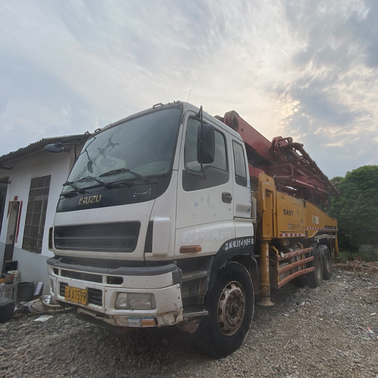 Used Sany Heavy 38-49m Original Paint Industry Isuzu chassis 2011-2016 year Concrete Pump Truck