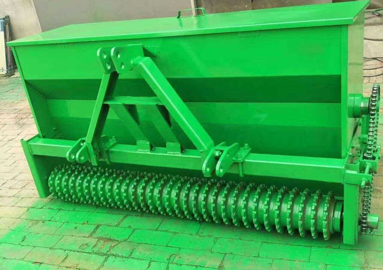 Tractor Pulled Lawn Seeder Grass Seed Planter for Efficient Lawn Seeding