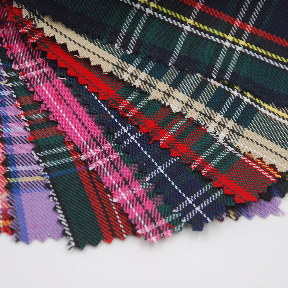 New Fashion yarn dyed plaids check 100 polyester fabric for skirts shirt school uniform fabric