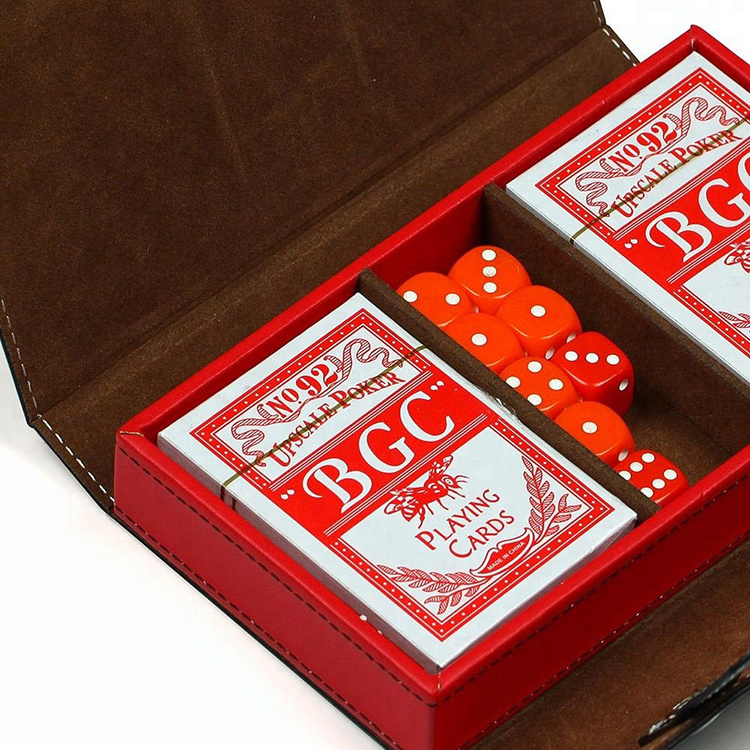 Hot Selling Entertainment Poker Cards Storage Box Gift Case PU Leather Playing Card Case Set with Poker Dice