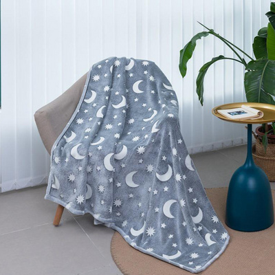 100% Polyester Custom Moon Stars Pattern Flannel Fleece Luminous Blanket Glow In The Dark Throw Blankets For Kids