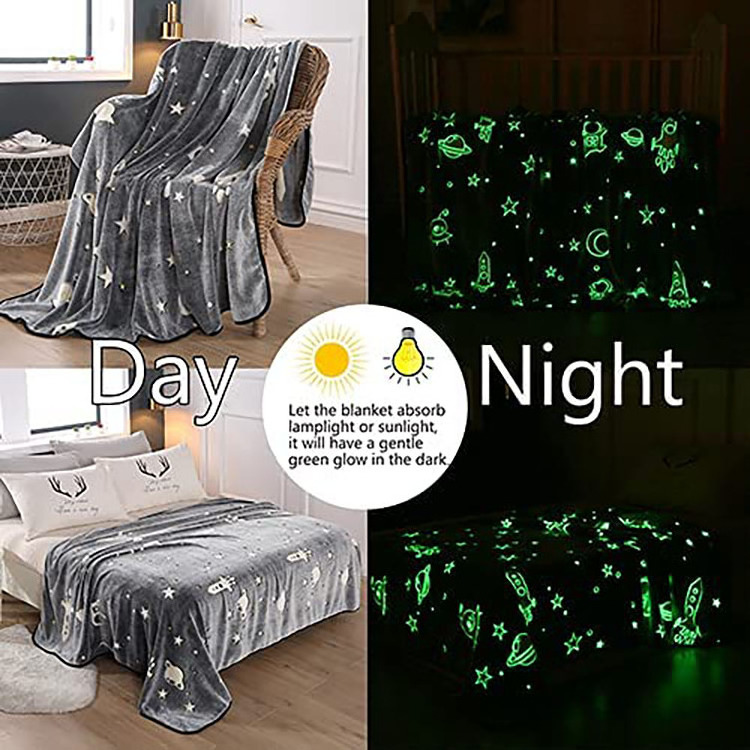 Luminous Double-Sided Glow In The Dark Cozy Flannel Cute Star Pattern Custom Design Plush Blanket