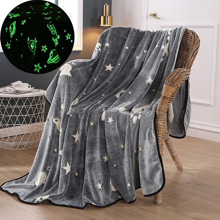 Luminous Double-Sided Glow In The Dark Cozy Flannel Cute Star Pattern Custom Design Plush Blanket