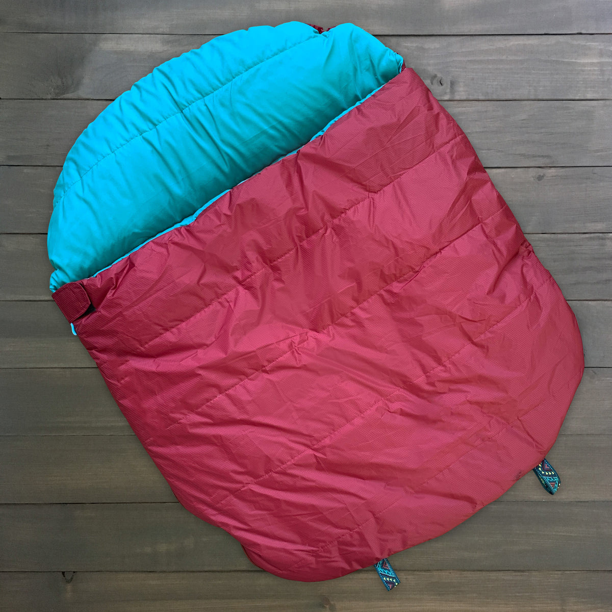 Wholesale Portable Outdoor Travel Hiking Waterproof Down Pet Dog Sleeping Bag Camping