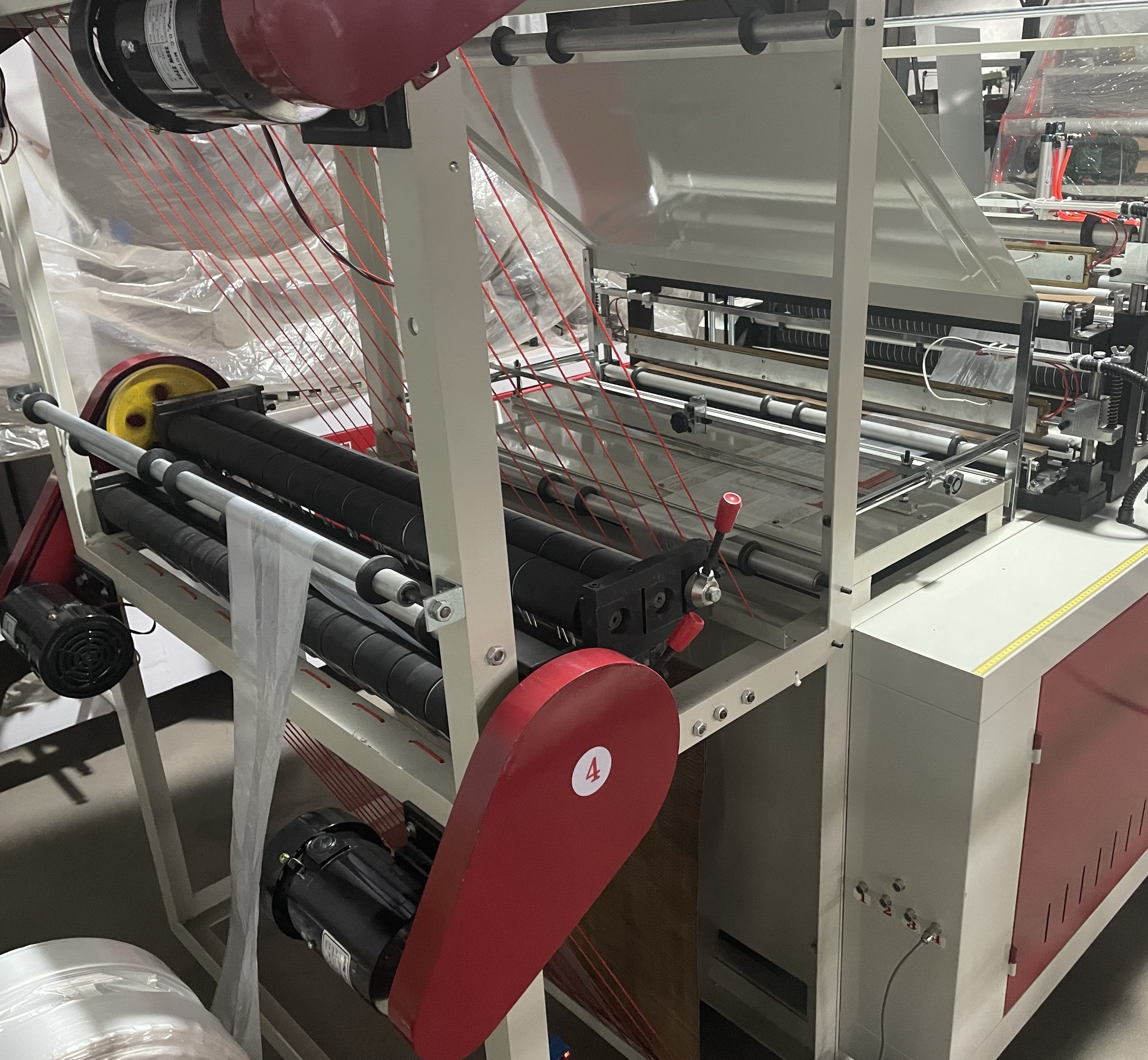 Fully Automatic Polythene T-shirt Bag Cutting Making Machine Garbage Bag for HDPE Recycling Materials Plastic Shopping Machine