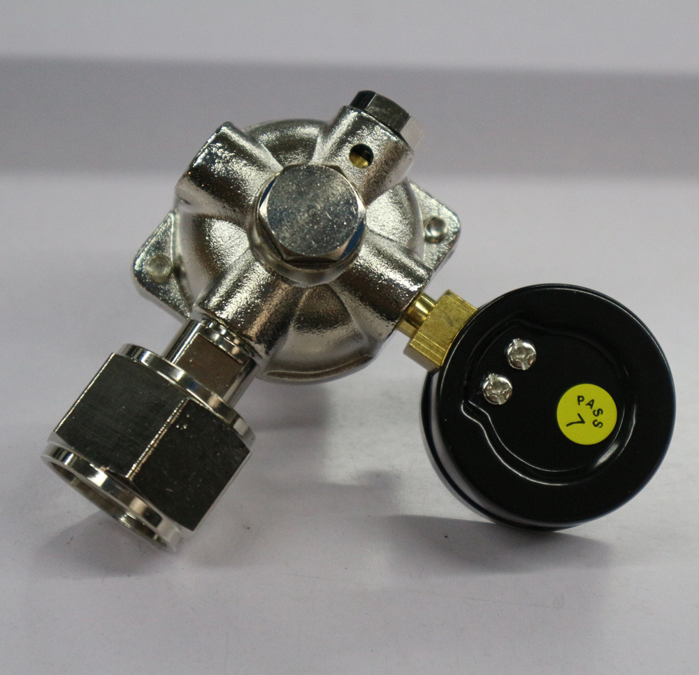 High Quality TR-04 Brass CO 2  High Pressure Gas  Regulator With  1 Pressure Gauge