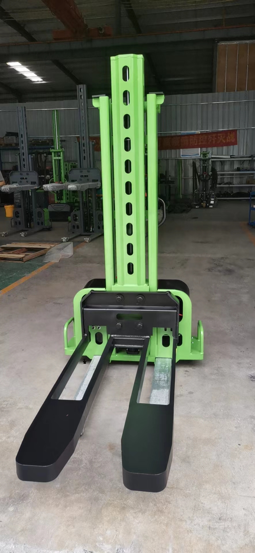 0.5ton 0.7ton 1ton  500kg 700kg 1000kg Semi Electric Portable Self Loading Pallet Stacker Portable forklift