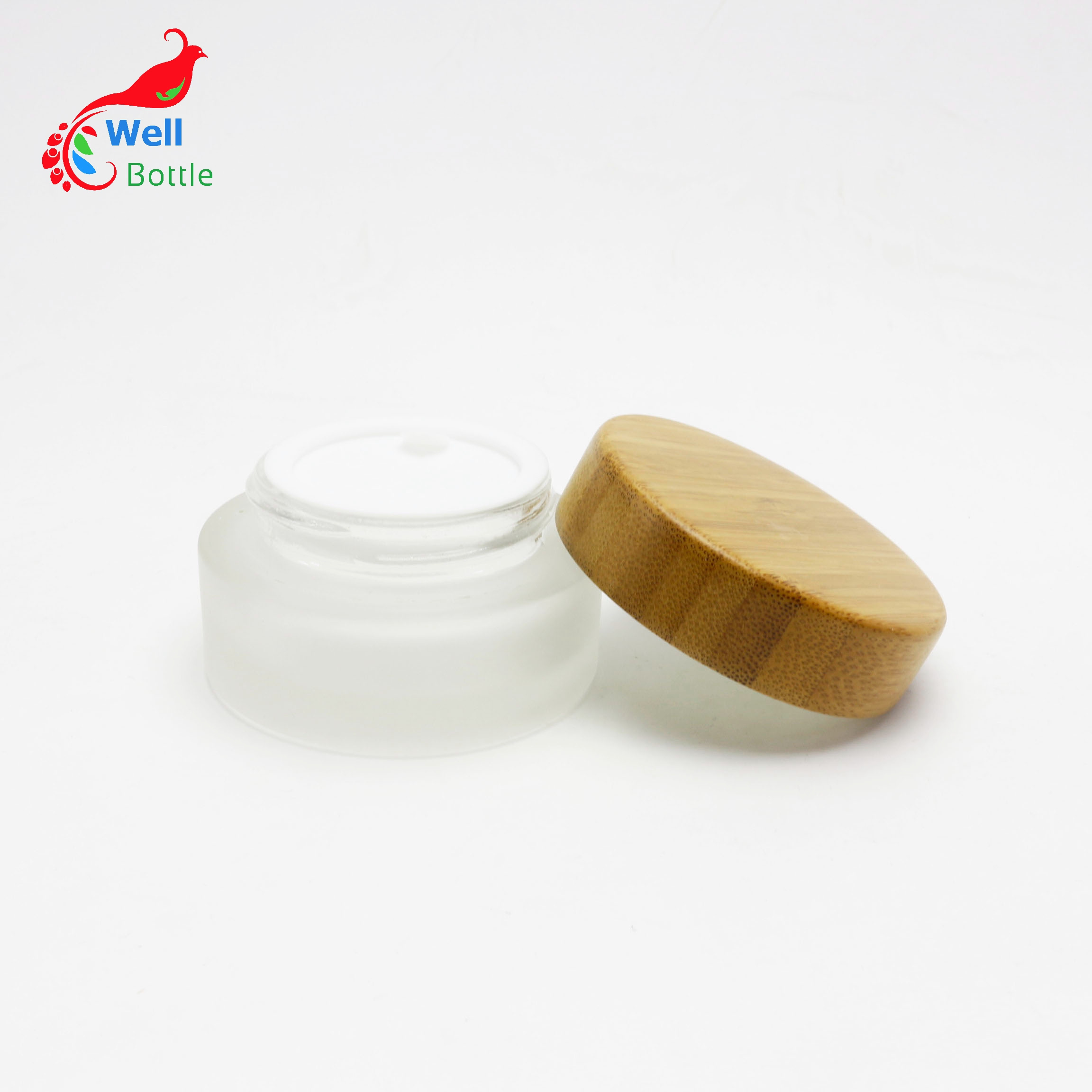 bamboo cosmetic packaging 30ml 50ml 100ml 120ml 150ml cosmetic glass bottles and jars with bamboo spray lotion lid BP-888AN