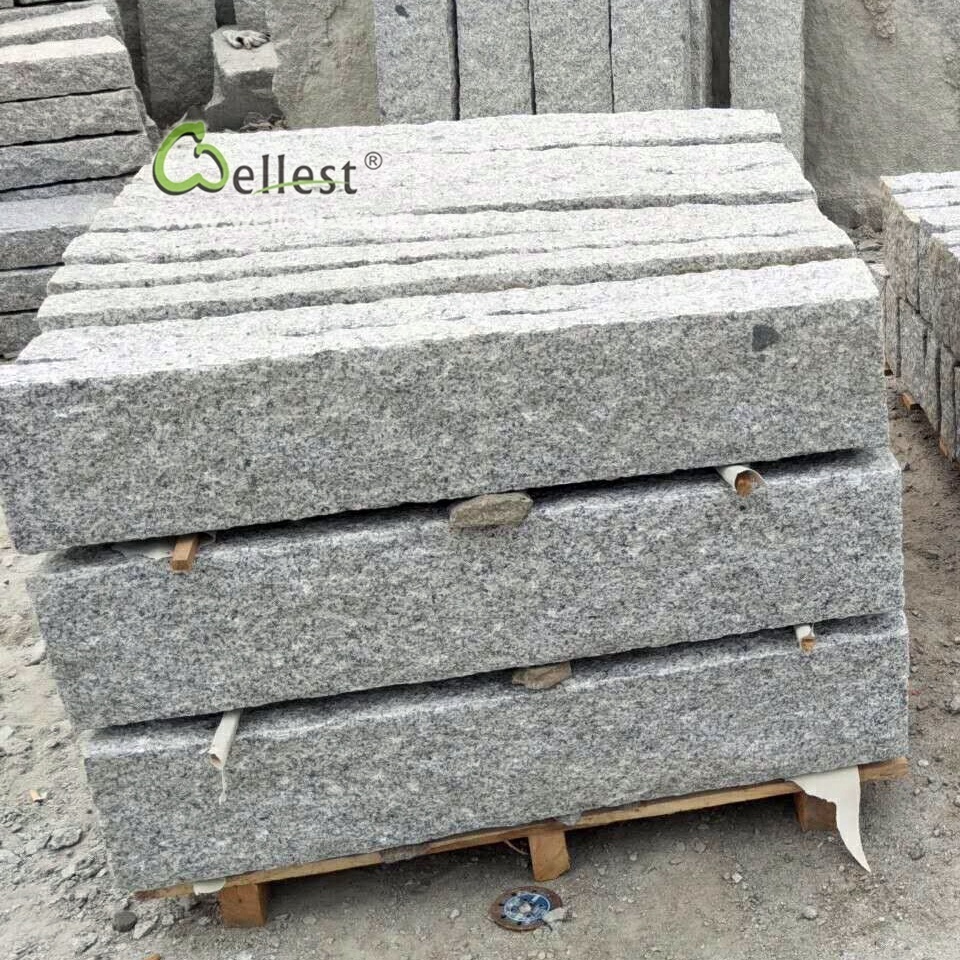 China cheap price grey granite palisade stone for fence and garden