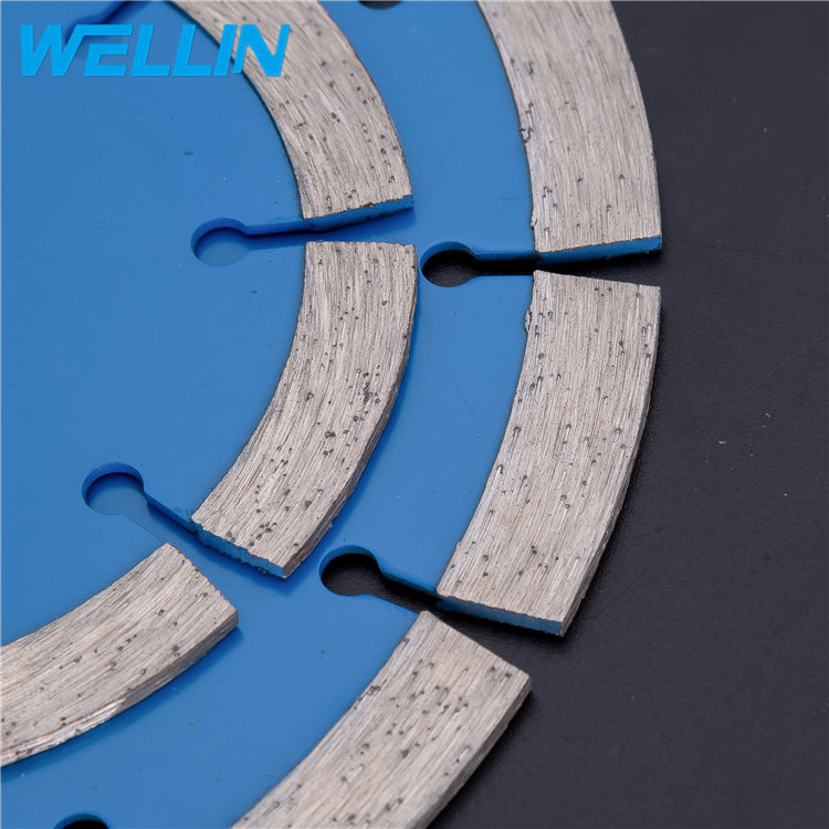 Professional High Strength Durable Segmented Rim Diamond Saw Blade For Hard Rock Cutting