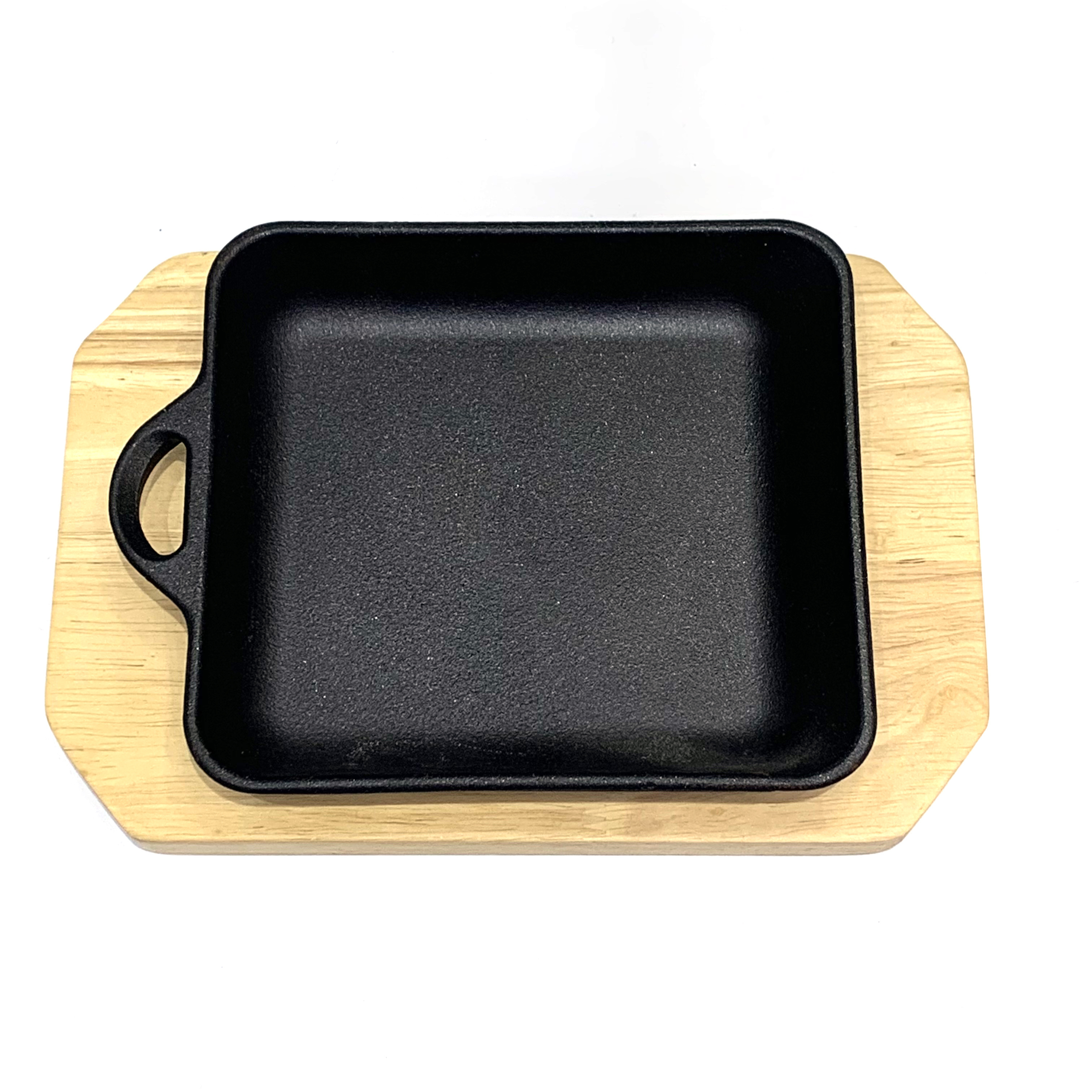 Hot sale square mini baking dish & pans stoneware bakeware set non stick cast iron pan with wooden plate