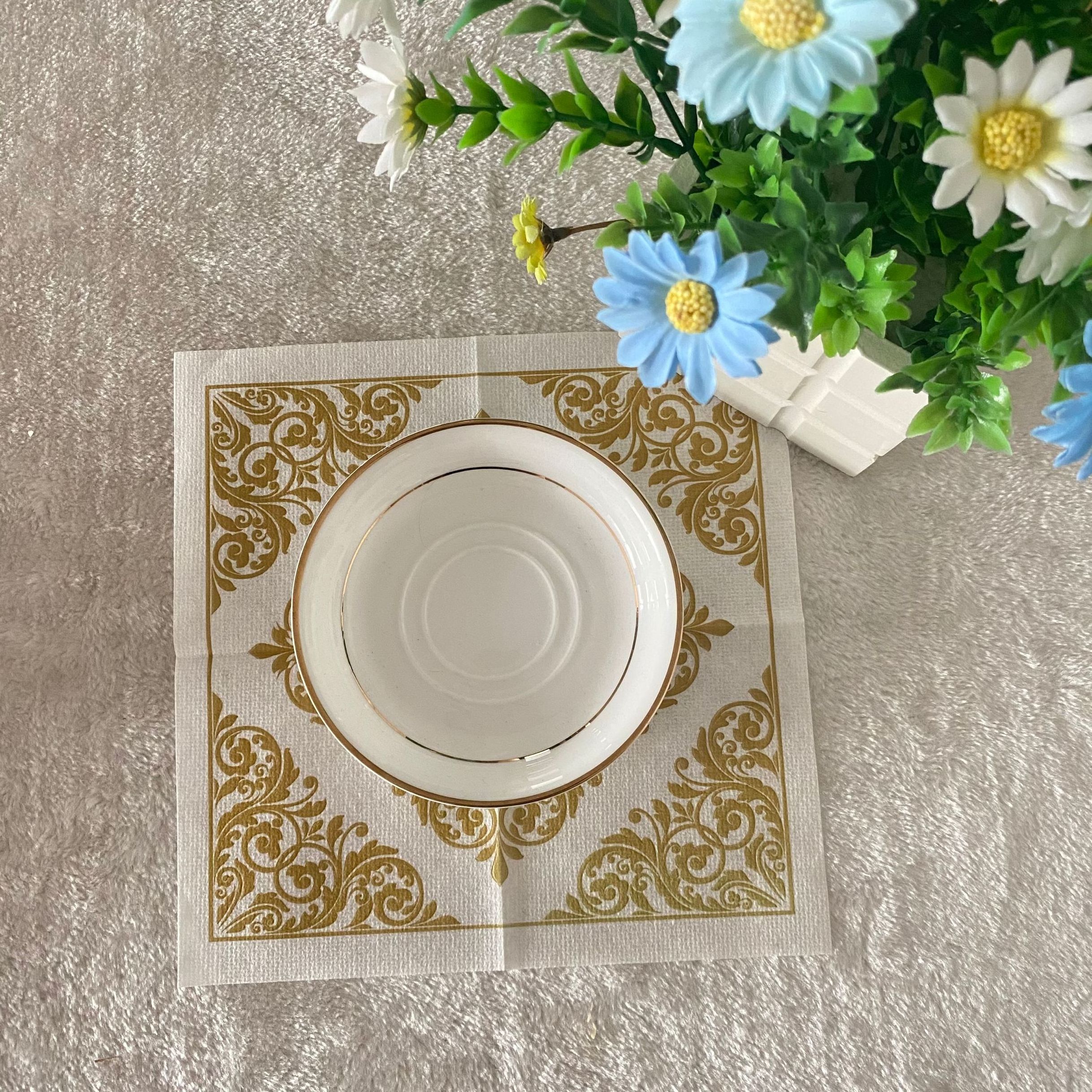 linen- feel airlaid White & Gold Floral Paper Cocktail Napkins,Dinner Paper Napkins Decorative White For Wedding Reception