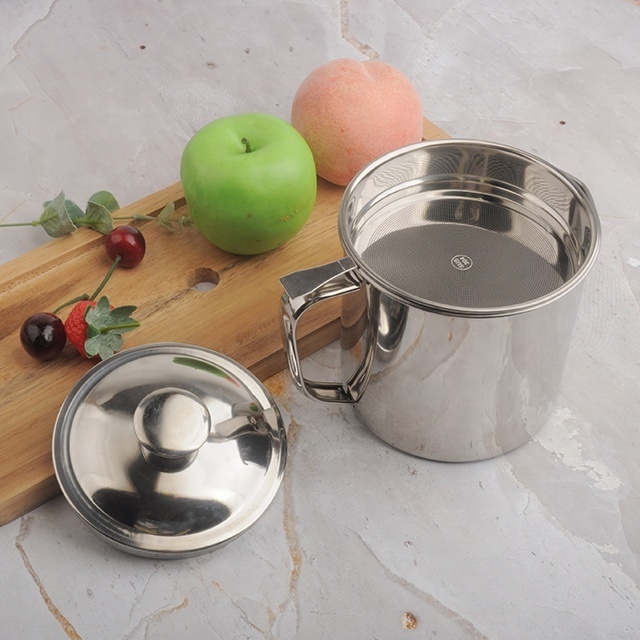 New design hot selling stainless steel oil dispensers pot for kitchen