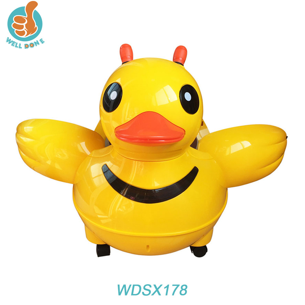 Cute kids ride on duck for wholesale, big yellow duck car vehicle with double door open, music, light, WDSX178