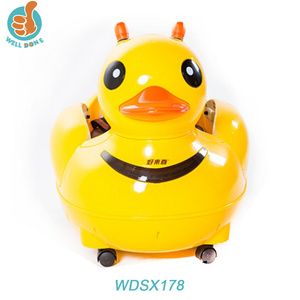 Cute kids ride on duck for wholesale, big yellow duck car vehicle with double door open, music, light, WDSX178