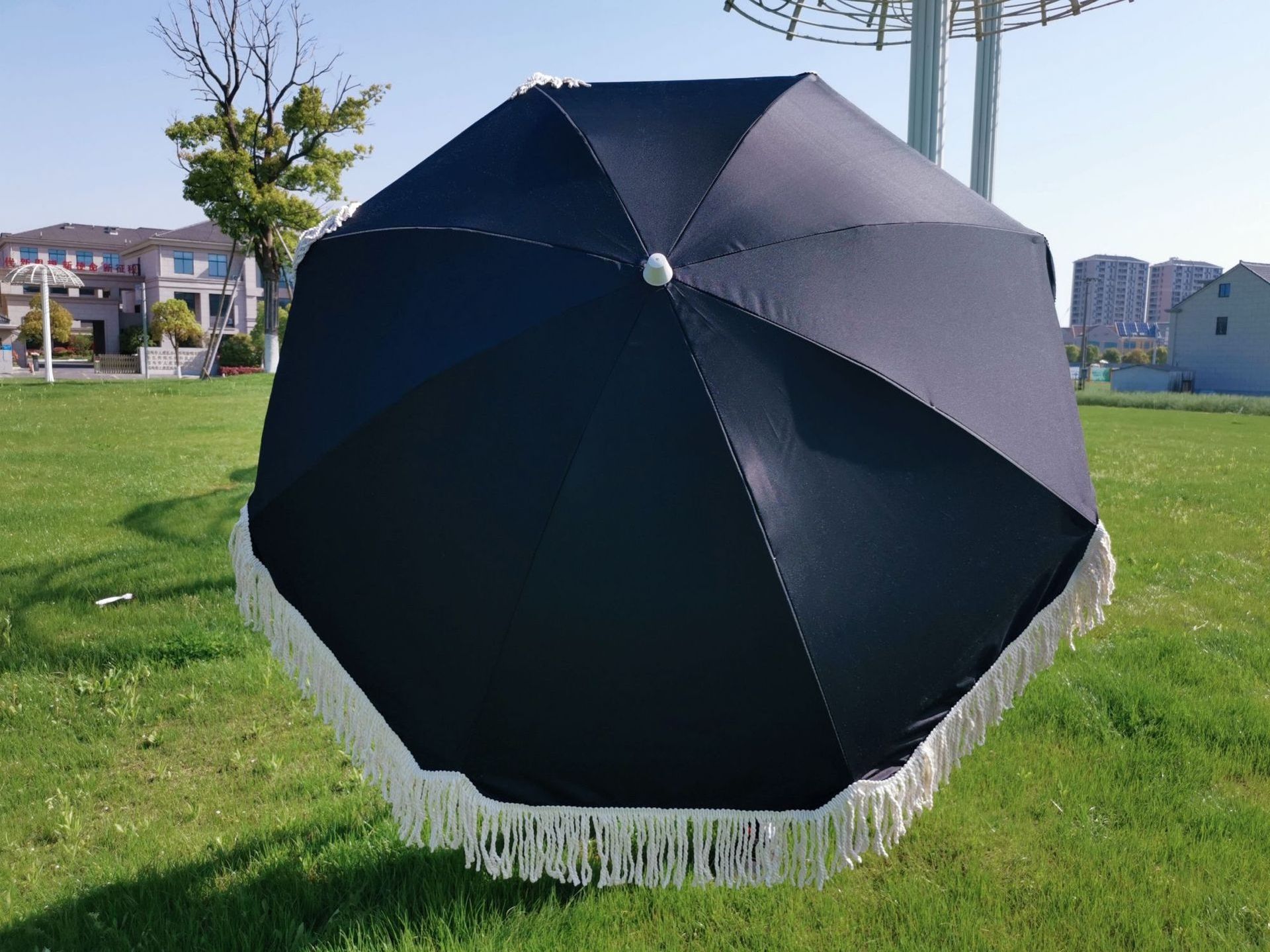 Outdoor 2m Diameter Windproof and Rainproof Eco-friendly 8 Ribs Beach Umbrella with  Fringe tassel